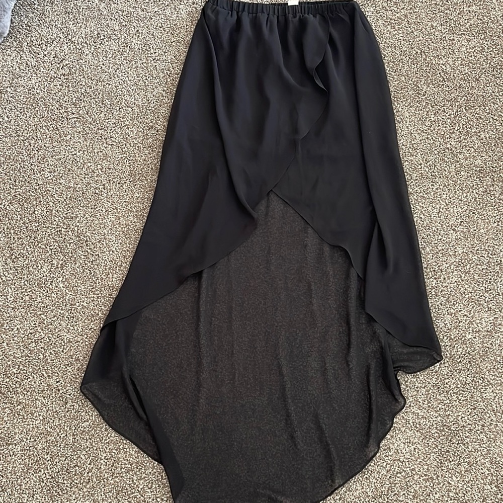 Flowy skirt